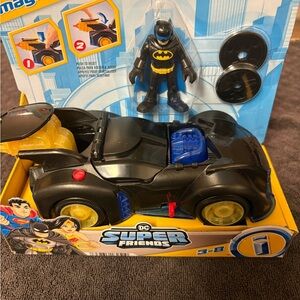 NWOT Fisher-Price Shake and Spin DC Super Friends Batmobile Playset
